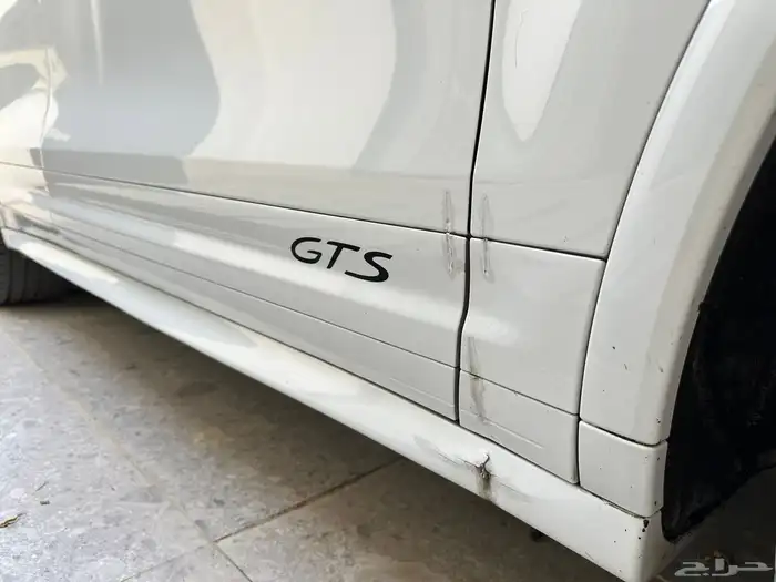 للبيع بورش كايين GTS موديل 2016 فل نظيف 32