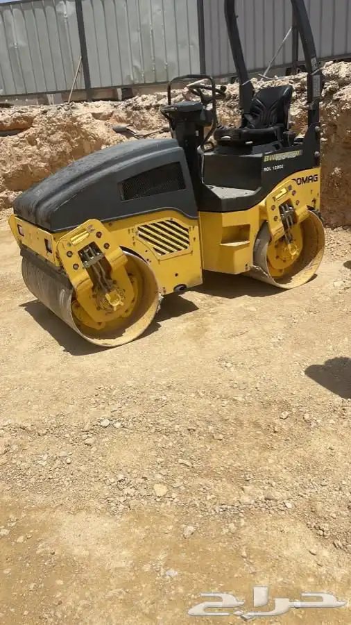 تأجير رافعة ومانلفت وسيزرلفت وjcb 3