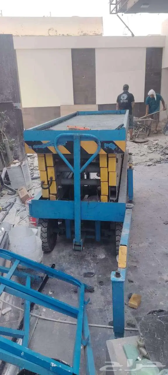 سيزر ليفت رافعة 7 متر للبيع وللايجار 3