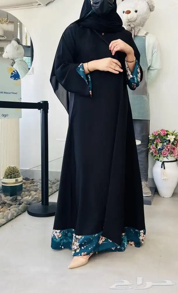تفصيل عبايات حسب الطلب وأسعار مناسبة جدا 0