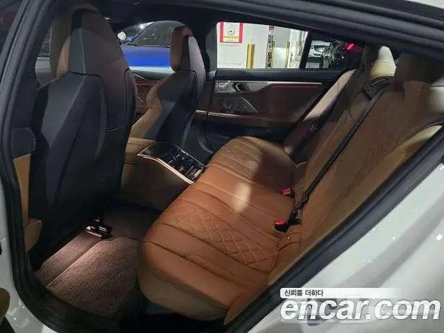 BMW M8 Gran Coupe Competition (G15) 2024 - وارد كوريا 15