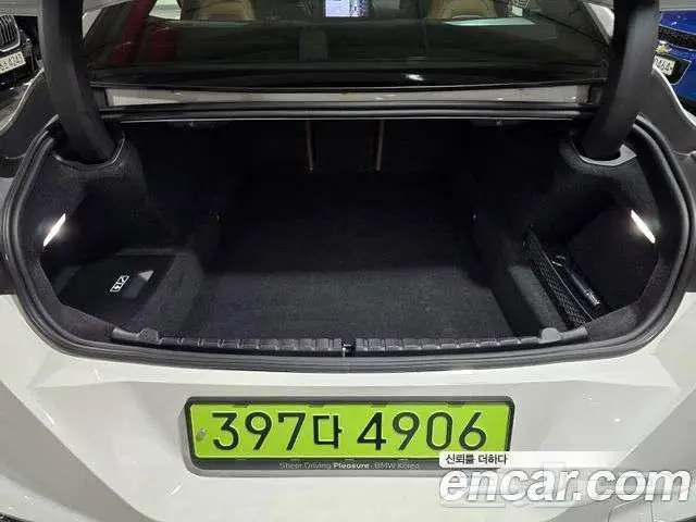 BMW M8 Gran Coupe Competition (G15) 2024 - وارد كوريا 4