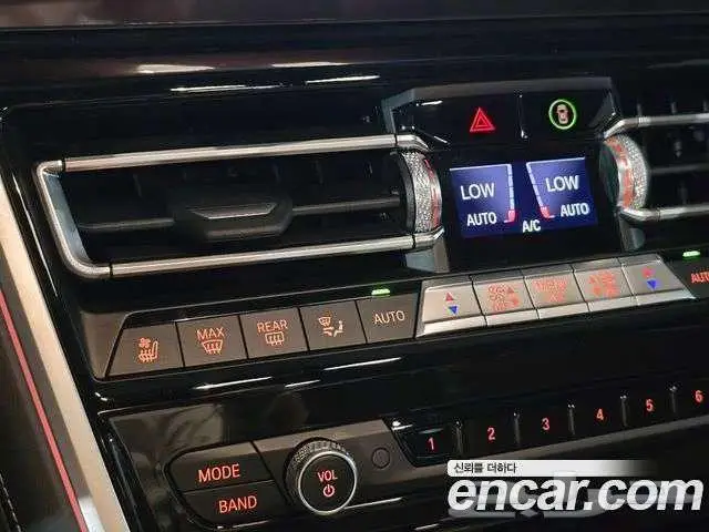 BMW M8 Gran Coupe Competition (G15) 2024 - وارد كوريا 13