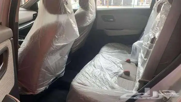 نيسان اكستريل SV plus نص فل بلس موديل 2024 اسود فقط 6