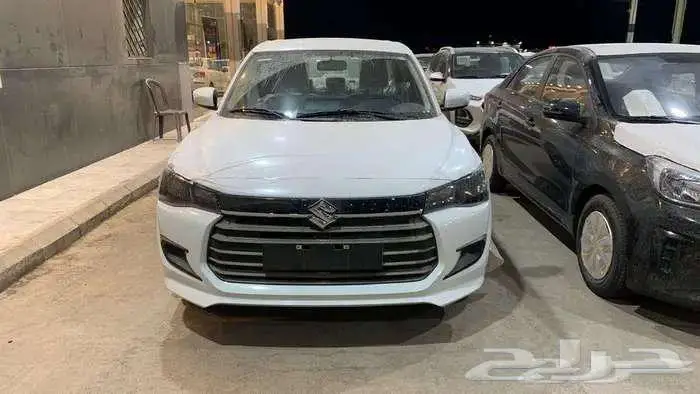 سوزوكي ديزاير استندر GL بنزين 2026 كاش وتقسيط 3