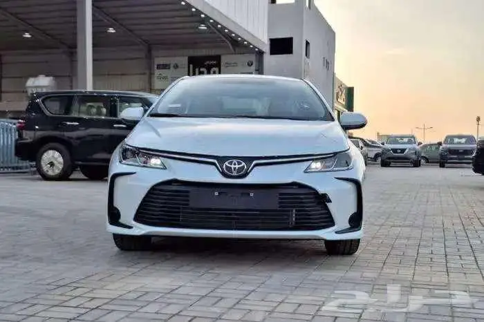 تويوتا كورولا جنوط مطور XLI 2.0 موديل 2025 3