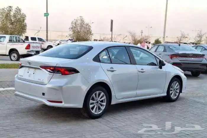 تويوتا كورولا جنوط مطور XLI 2.0 موديل 2025 4