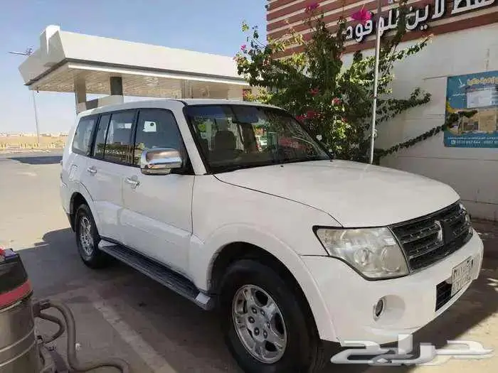 ميتسوبيشي باجيرو تماتيك 4