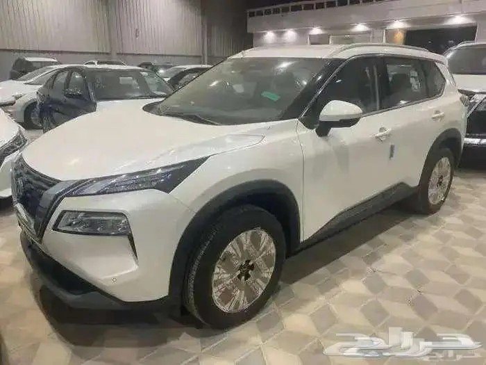 نيسان اكستريل ستاندر 5 و 7 راكب 2025 دبل و بدون 8
