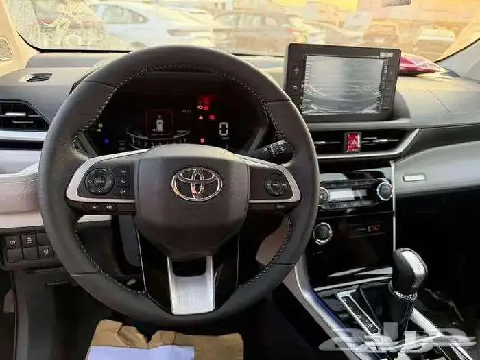 تويوتا فيلوز جي إل إكس 1.5 2025 4