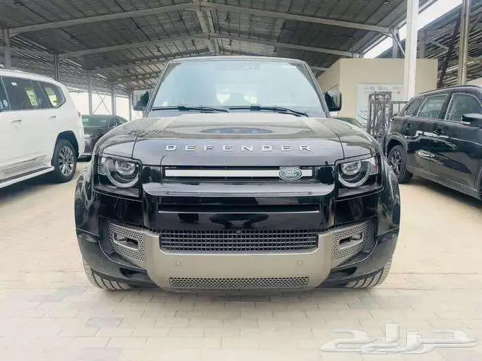عرض خاص لاند روفر ديفندر HSE V6 فل 2025 2