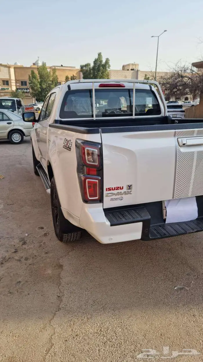 ايسوزو ديماكسGT 2024 فل كامل بصمه غمارتين ديزل دبل 11 الف 4