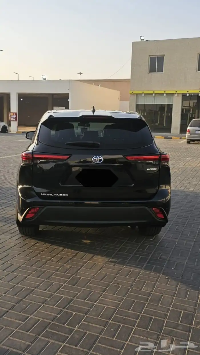 هايلاندر تويوتا ماشيه 16الف الحد 125 الف 7