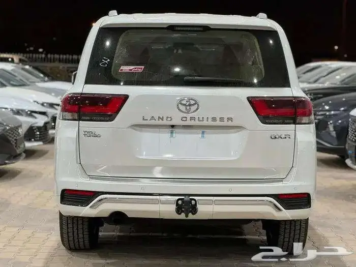 تويوتا- لاندكروزر- GXR4 -بنزين -سعودي -2025 -اسود-ابيض 22