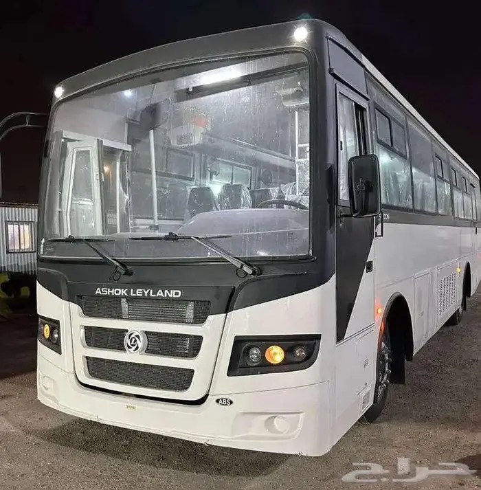 حافلات 2024 للإيجار 1