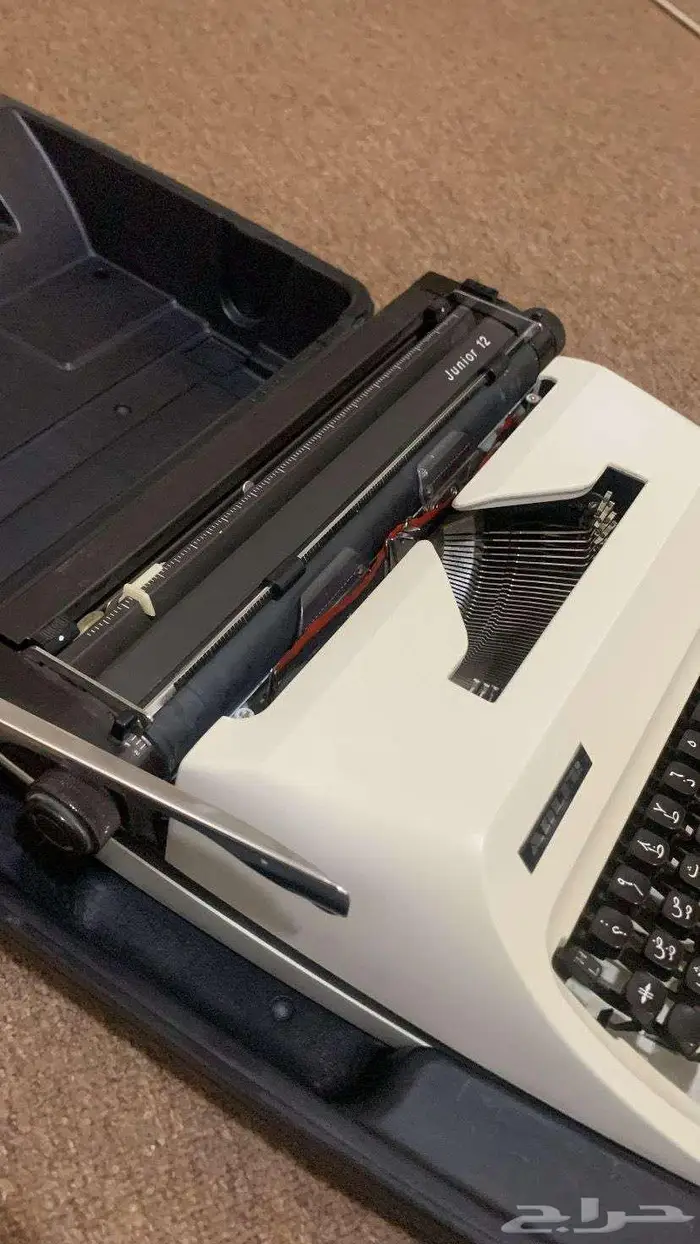 آله كاتبه ياباني قديمه للبيع 2