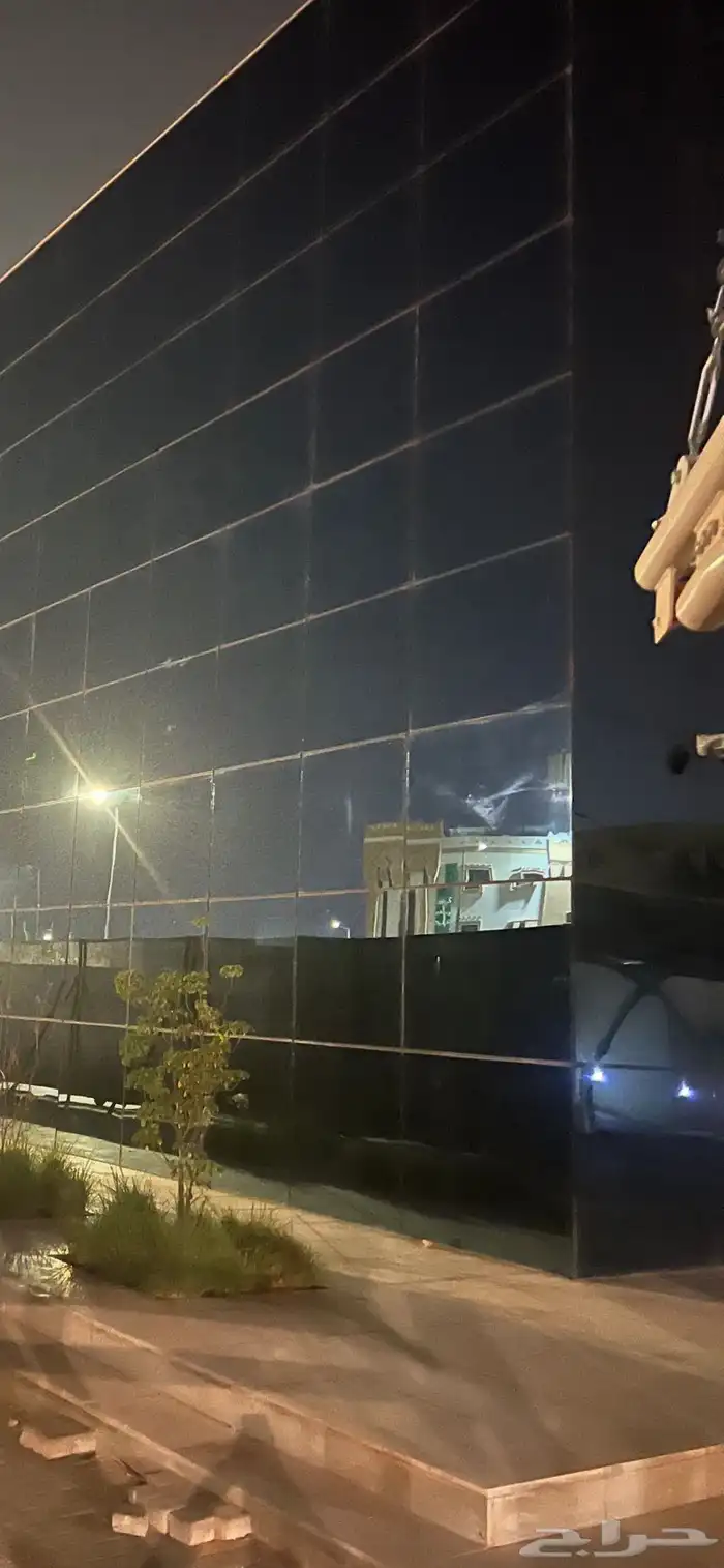 واجه مبنى استركشر للبيع دبل من جهتين 0