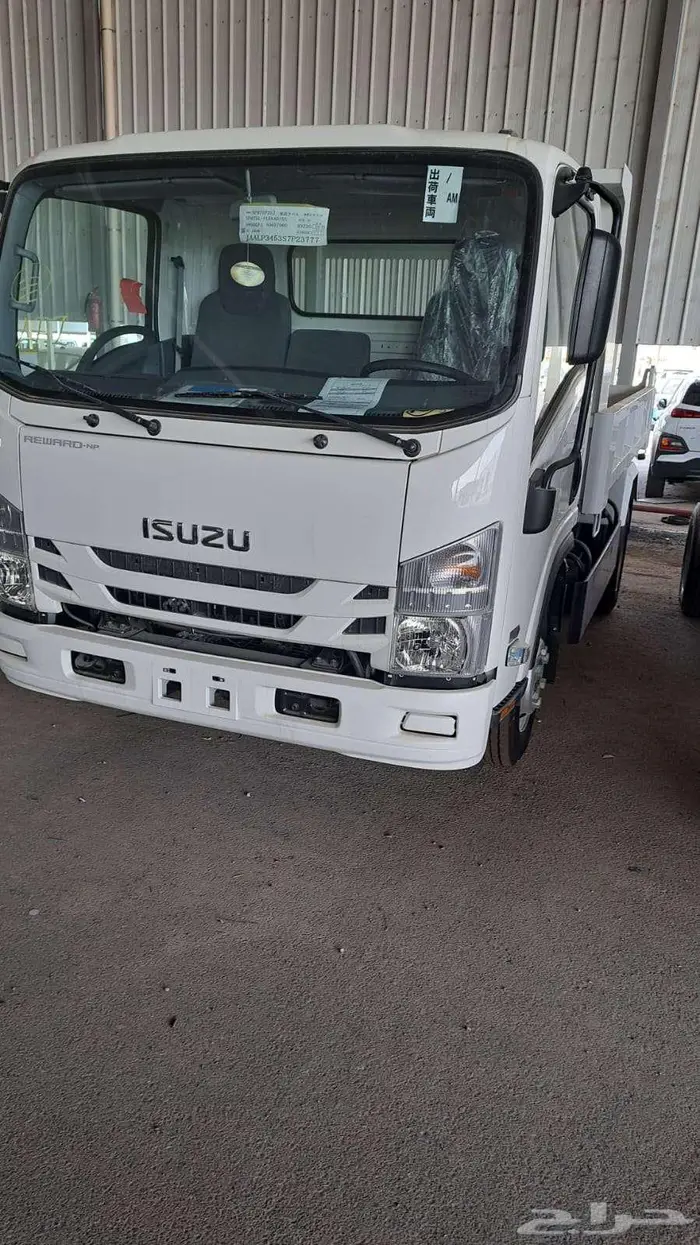 ايسوزو قلاب 5 طن 2025 14