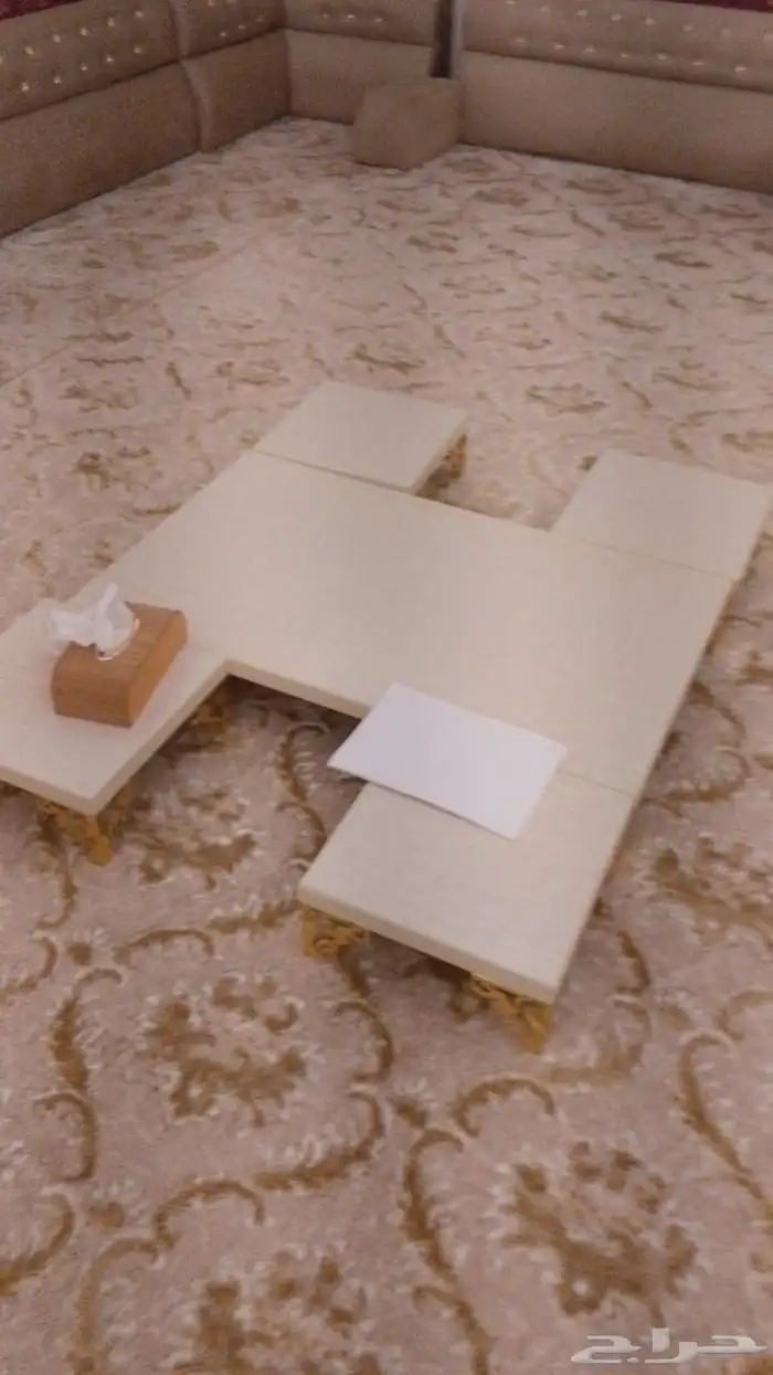 كنب وطاولة الحق ماتحلق اصلية 100 ب 100 5