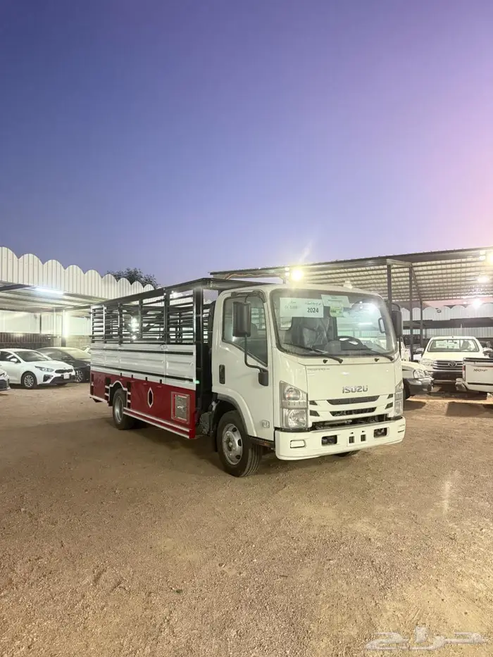 ايسوزو دينا 5200 سعودي 2024 - 5 طن صندوق بسعر 122 الف جاهز 1