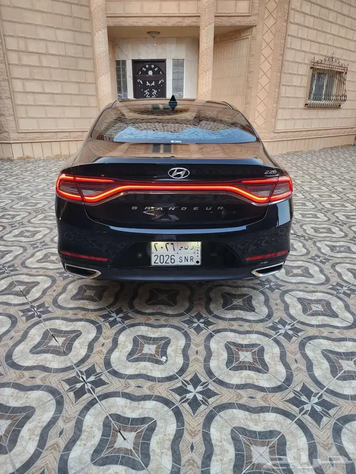 ازيرا ديزل 2019 بدي محركات وكاله للبيع او البدل 2