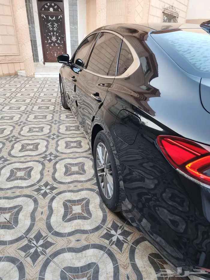 ازيرا ديزل 2019 بدي محركات وكاله للبيع او البدل 5