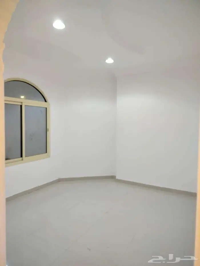 دبلكس للبيع ب حي الضاحيه 250 م ب 880 الف 10