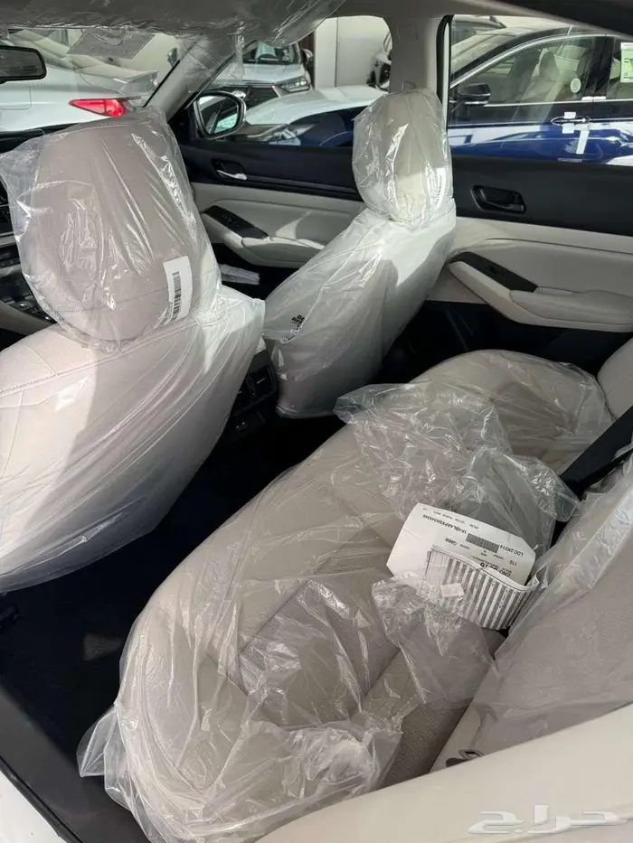 تويوتا اوربان كروزر م 2025 فل كامل - سعودي 4