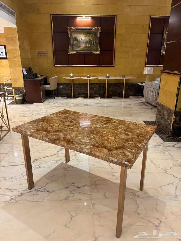 طاولات طعام 0