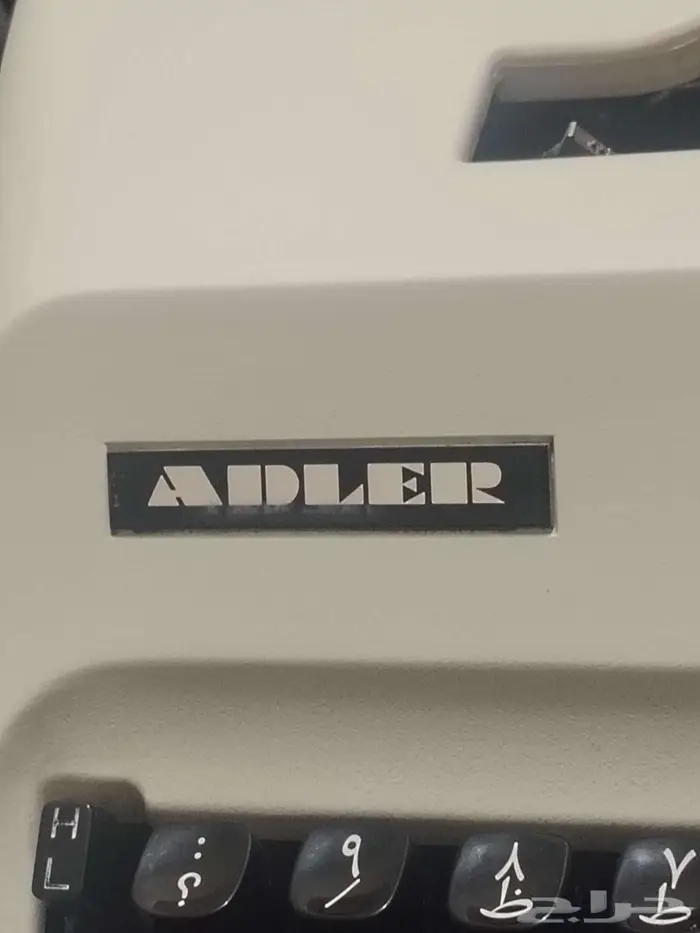 آله كاتبه ياباني قديمه للبيع 1