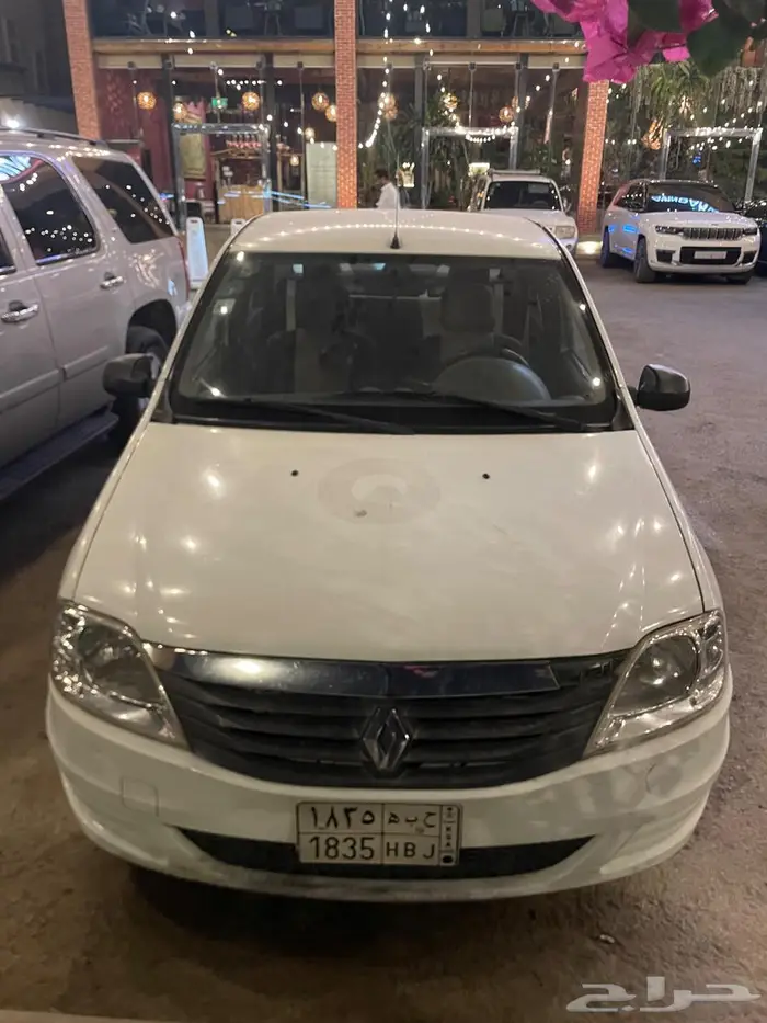 رينو لوجان 2013 2