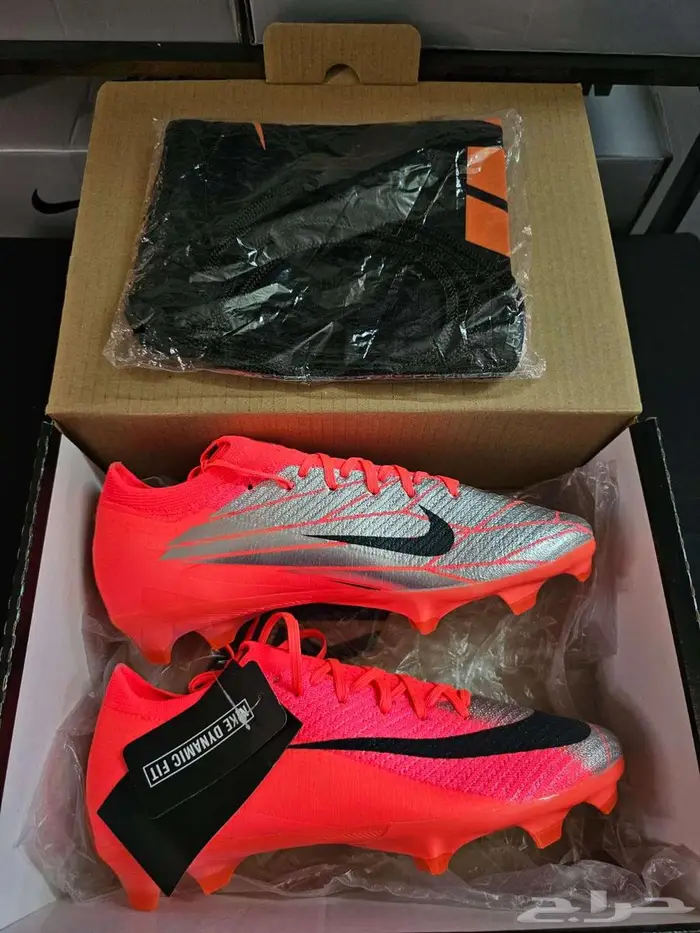 جزمة نايك كورة بوت 4