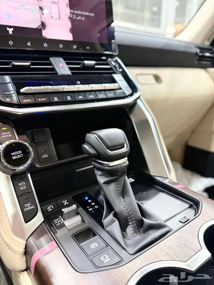 تويوتا لاندكروزر GXR L4 بنزين سعودي 2025 ابيض واسود 16