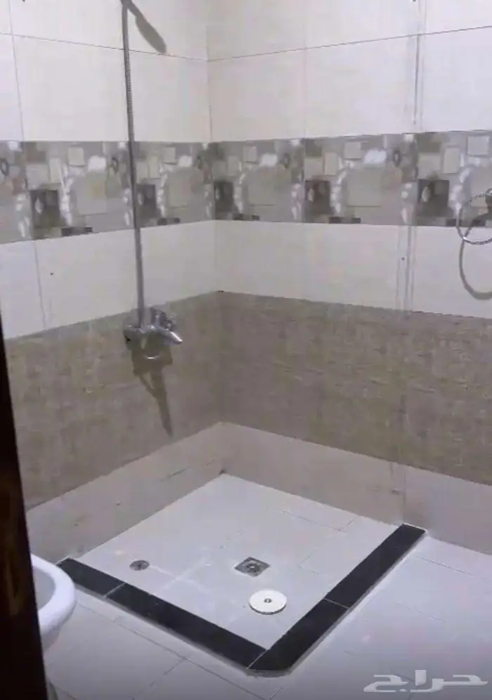 شقه فنديه بحي الحمدانيه مدينة جدة 4