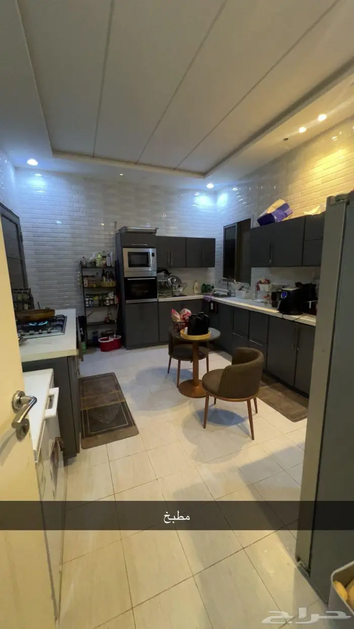 فيلا للبيع في حي العوالي   الرياض 5