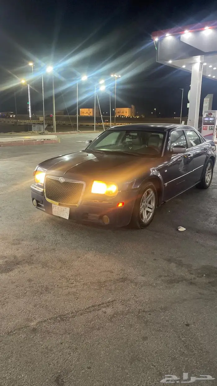 كرايزلر 2005 8C300 سرندل للبيع يفضل تشليح 7
