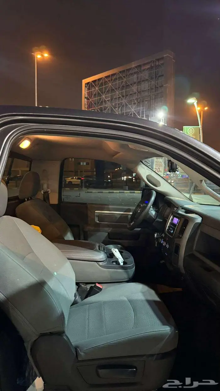 للبيع دورج رام موديل 2017 12