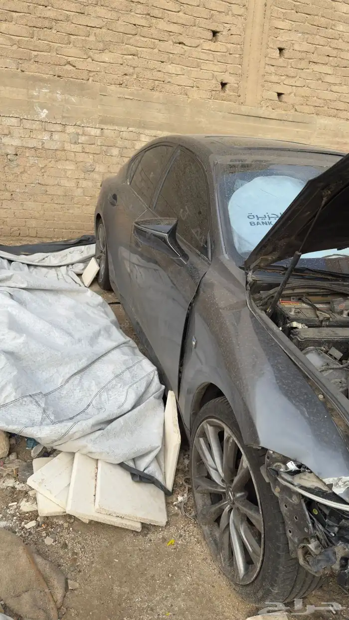 للبيع لكزس is350 f 2022 مصدوم 5
