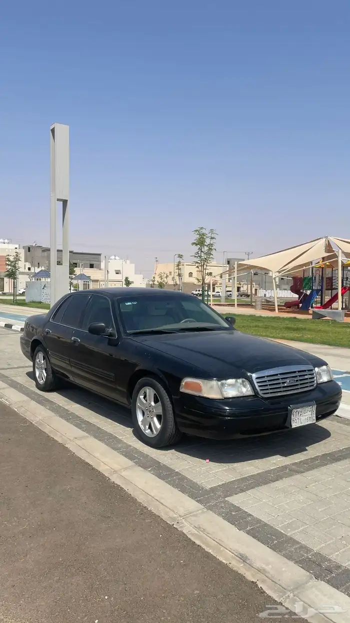 للبيع فورد فكتوريا2010سعودي 0