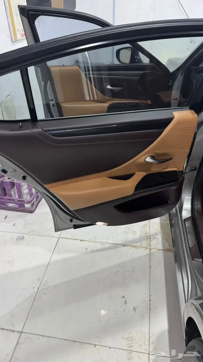 لكزس للبيع 15