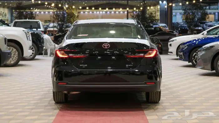 كامري 2025 متوفر كاش وبنك بنزين وهايبرد 3