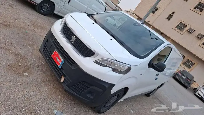 للبيع بيجو اكسبريت 2021 1