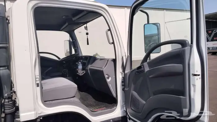 للبيع دينة ايسوزو مستعمل موديل 2022 نظيف 8