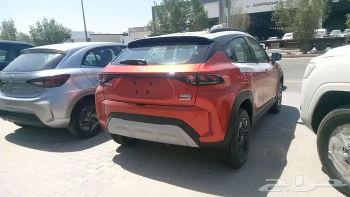 سزوكي فرونكس 1