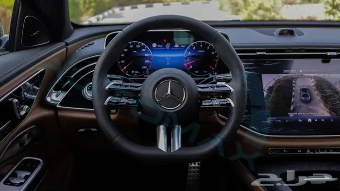 مرسيدس بنز E300 2025 خليجي اصفار مع ضمان الوكيل 15