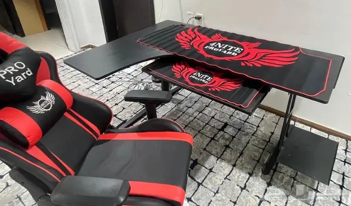 طاولة قيمنق و كرسي 0