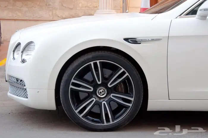 بنتلي فلاينج سيير 2015. Bentley Flying Spur 2015. I 2