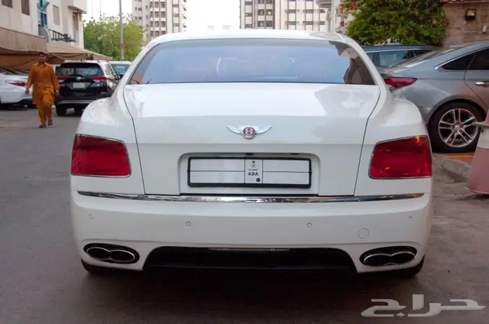 بنتلي فلاينج سيير 2015. Bentley Flying Spur 2015. I 4