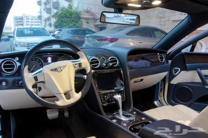 بنتلي فلاينج سيير 2015. Bentley Flying Spur 2015. I 10