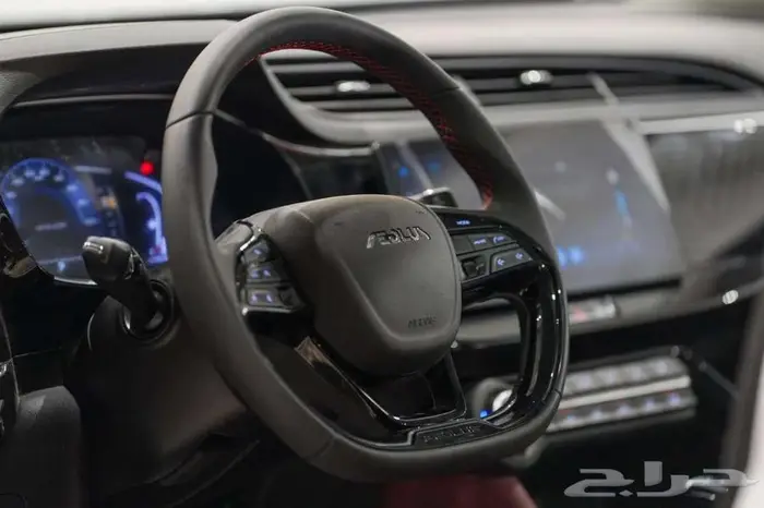 دونج فينج AX7 2023 سيارتك بمواصفات عالية واقل سعر 7